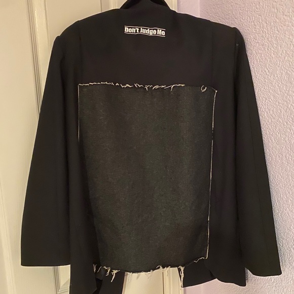 STYLENANDA NOTCHED LAPEL BUTTON FRONT BLAZER - Picture 2 of 4